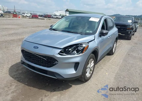 2022 Ford Escape Se z USA, uszkodzony, nr VIN 1FMCU9G6XNUB83144